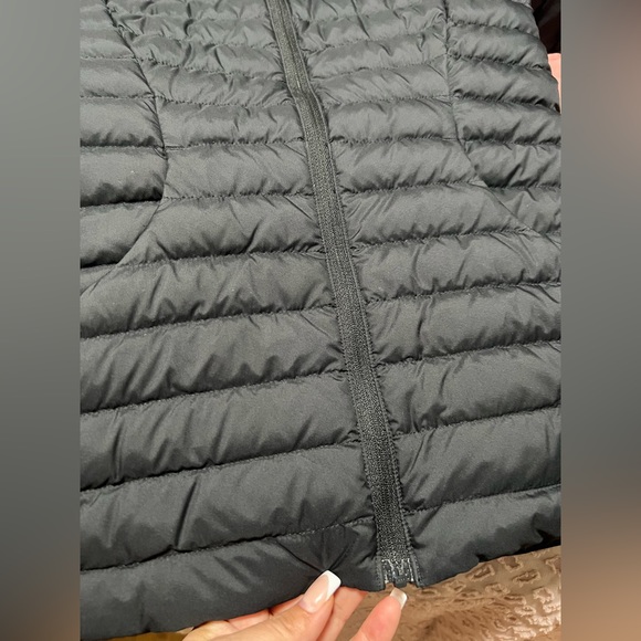 Lululemon women’s jacket - Picture 9 of 9